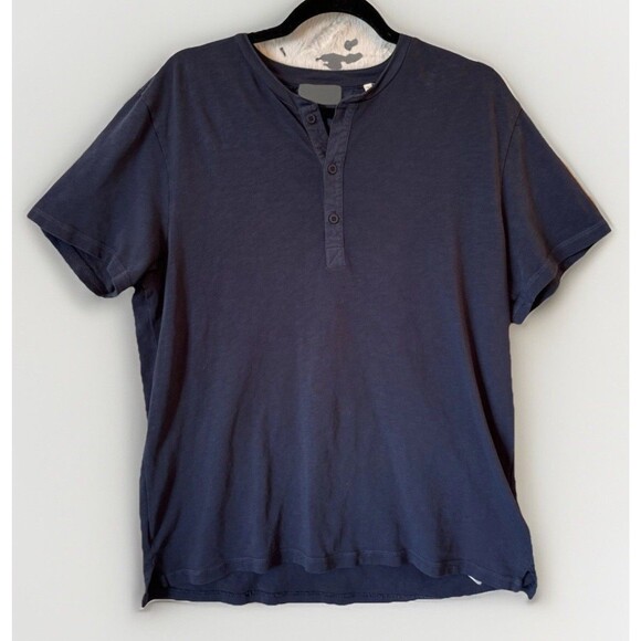 7 FOR ALL MANKIND Garment Dye Henley Shirt Men's Size Large Navy 100% Cotton - Picture 1 of 12